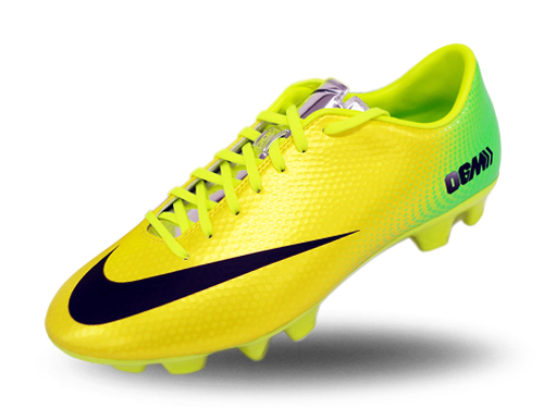 나이키 머큐리얼 베이퍼 IX HG-V (555603-703)