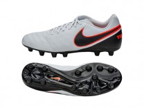 나이키 티엠포 제니오 II 레더 HG-E(819214001)